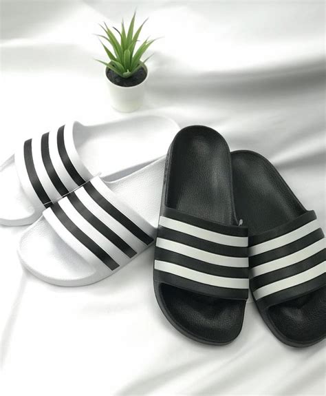 adidas slippers jongeren|Adidas 3 strips sandalen.